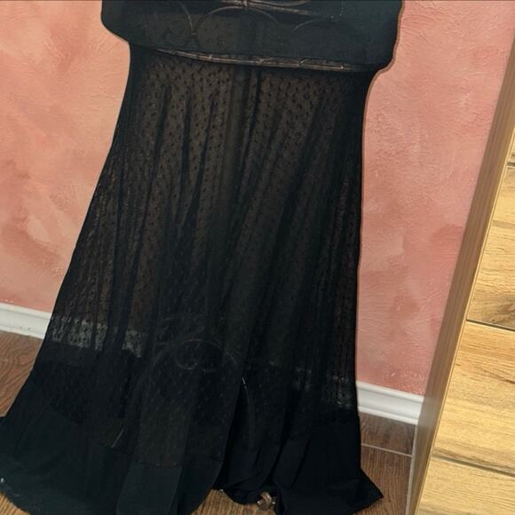 Dress - Picture 6 of 6